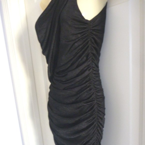 DECAPOLIS One Shoulder Small Black Dress - Picture 2 of 7